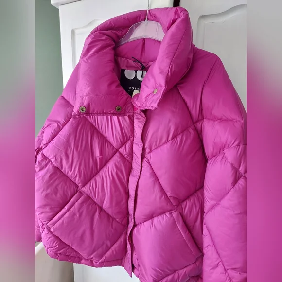 Oofwear The Shapes' Lab Fuchsia Pink Puffer Jacket Women's Size 14 BNWT - Picture 2 of 16